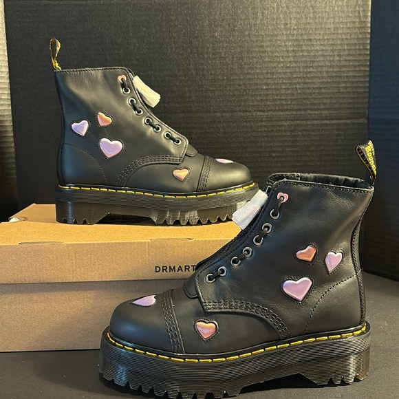 Dr martens NWT Air Wair Sinclair heart black lapstone and satin Lux boots . 8 - Picture 5 of 16